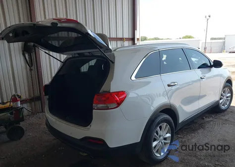 2017 Kia Sorento 2.4L Lx z USA, uszkodzony, nr VIN 5XYPG4A33HG254544